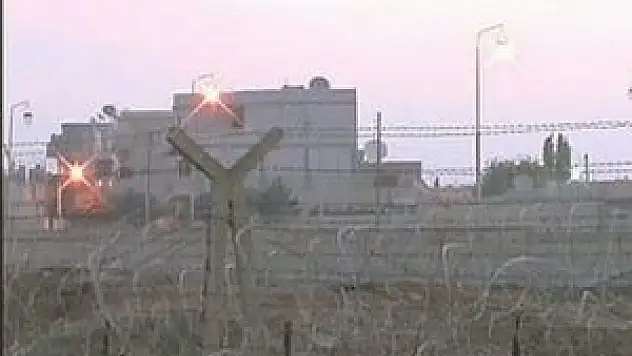 Sınırda çatışma Ceylanpınar'da okulları tatil ettirdi!