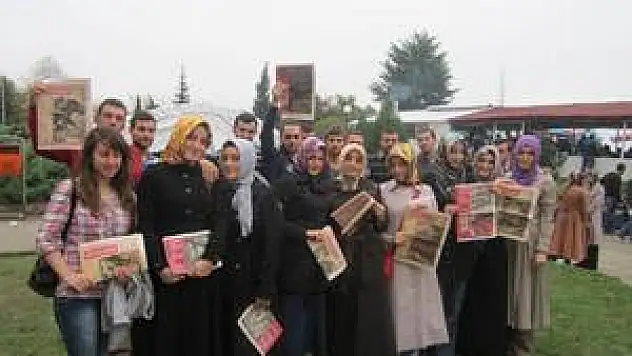 ÜNİVERSİTE GENÇLİĞİNDEN NECİP FAZIL ve M.AKİF ERSOY ANISINA!..