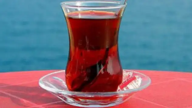 TÜRK ÇAYININ HAK ETTİĞİ KONUMA GETİRİLMESİ İÇİN ÇALIŞMALARA HIZ VERİLDİ