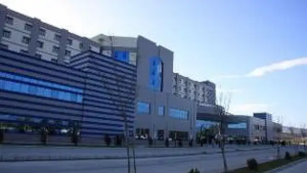 Bakanlık Başhekimlerle Yollarını Ayırıyor