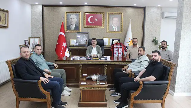 1930 Bafraspor'dan Siyasete Ziyaret