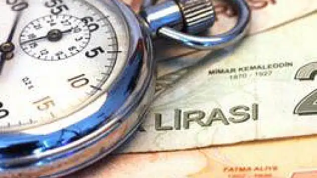 Emekliler maaşta eşitlik istiyor