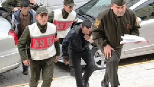 Gasp İddiası Zanlısı 2 Asker Tutuklandı