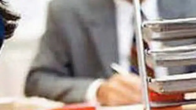 Memurun fazla mesaisi 1,45 liraya çıkacak