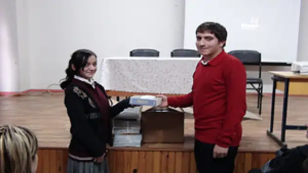 SML' li Öğrencilerden Büyük Duyarlılık