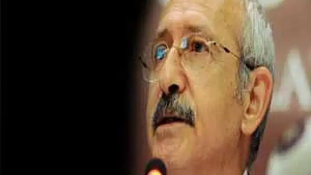 'Başbakan demokrasiden şikayet ediyor'