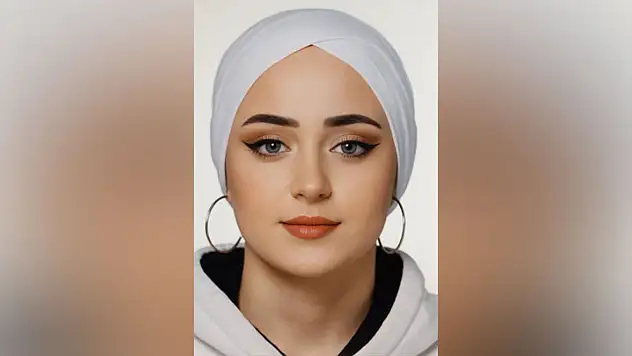 20 yaşındaki Genç kız 4. kattan atladı