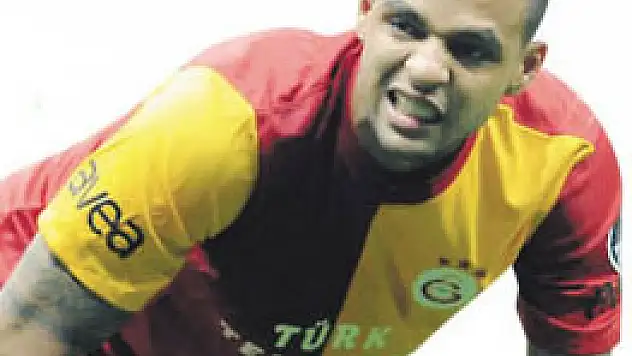 Melo dünya yıldızlarını geride bıraktı