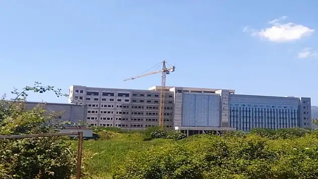 2024'de bitecek denmişti.. Şimdi yeni tarih verildi. TEKKEKÖY HALKI YİNE KANDIRILIYOR MU?