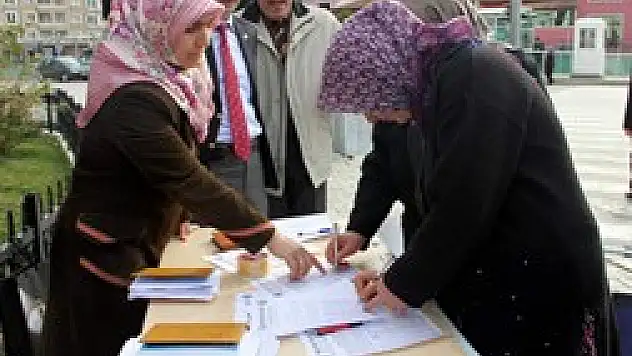 Memur-Sen İmza Kampanyası Başlattı