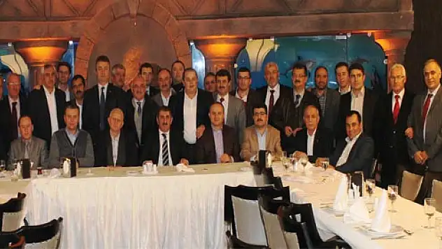 AK Parti Samsun Teşkilatı'ndan birlik ve beraberlik yemeği