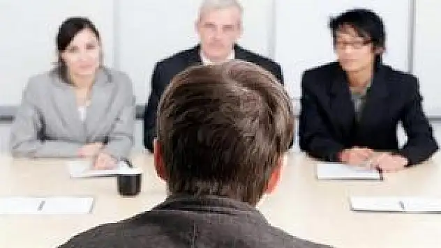 'Türkiye'de 215 bin açık iş var'