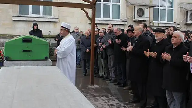 Ersin Çiçek toprağa verildi