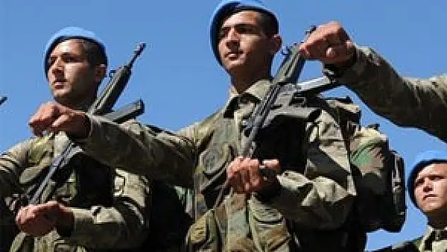 'Sözleşmeli Erler'in Maaşına Yüzde 50 Zam!