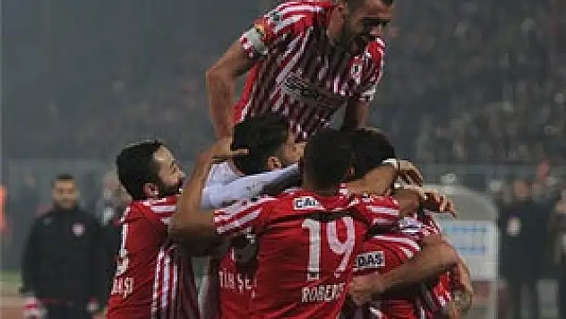 Samsunspor yeniden doğuyor
