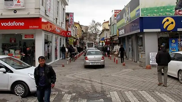 Ortasından yıkım geçti 