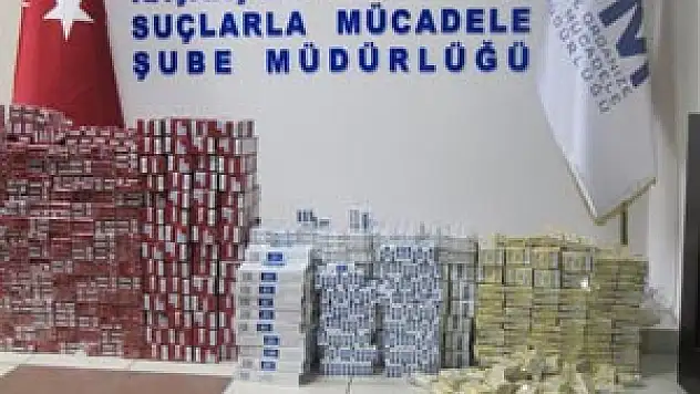 Çay Kolisinden 3 Bin 590 Paket Kaçak Sigara Ele Geçti