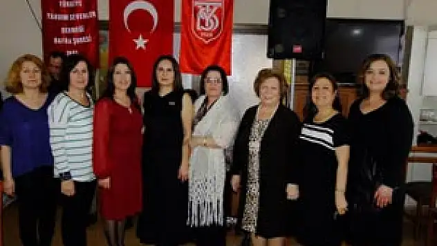 Yardım sevenler derneği 52. Yaşını kutladı