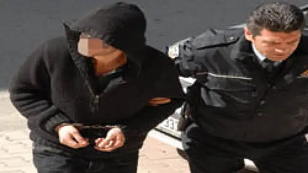 Kendisini Darp Edeni Vuran Genç Adliyeye Sevk Edildi