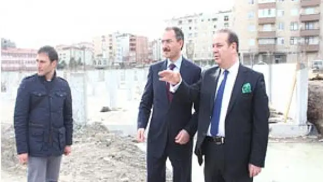 Dündar ve Yıldız'dan AVM inşaatına ziyaret