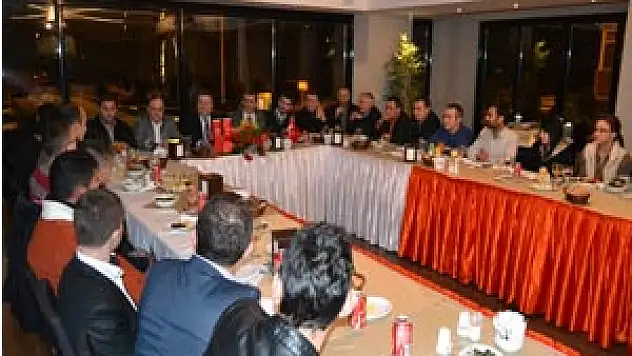 Başkan Köktaş, Çarşamba Gençlik ile yemekte bir araya geldi