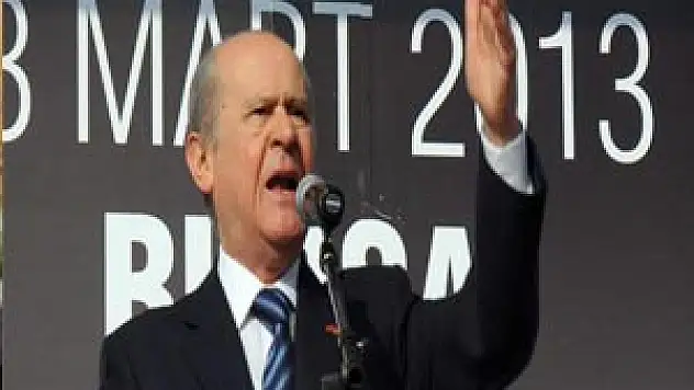 'Kaz gelecek yerden tavuğu esirgememiş'