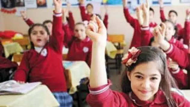  Okullarda Formaya Geri Dönüş