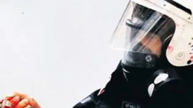 Meclis'e Teklif Verildi! Biber Gazı Yasaklanacak Mı?