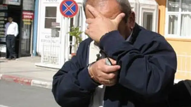 KOMŞU KIZINI ÖPMEYE 12 YIL 6 AY HAPİS