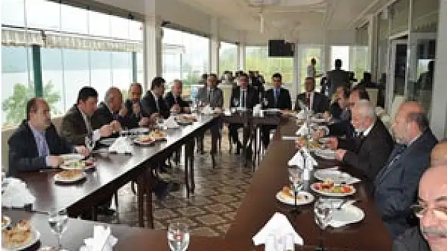  Müftü Öztürk, AYVACIK'ta…