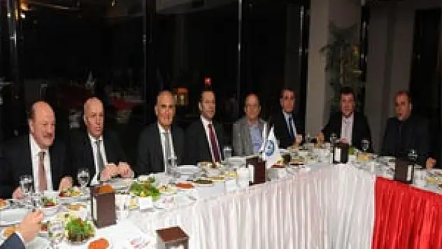  Üreten Samsun'un Yıldızları Yemekte Buluştu 