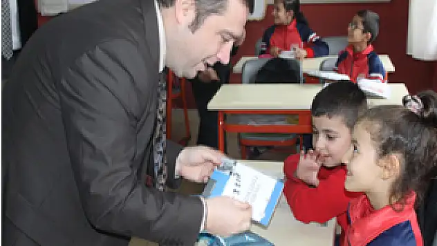 Köse' den, 23 Nisan Ulusal Egemenlik ve Çocuk Bayramı Mesajı