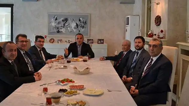 Galip Öztürk, Genç Grişimciler Desteklenmeli