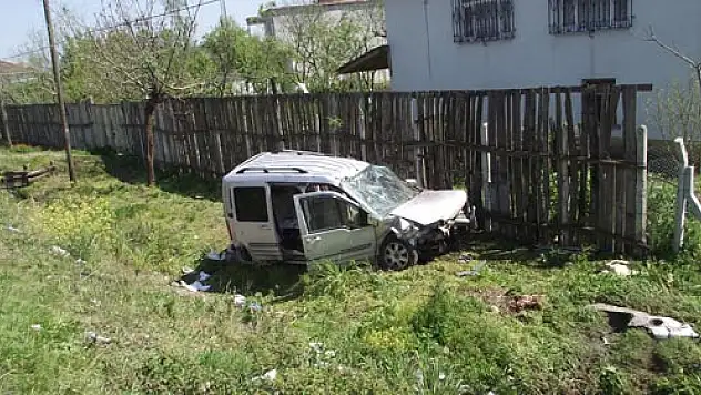 Hastane dönüşü kaza: 1 Ölü, 2 Kişi yaralı