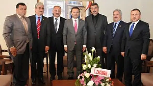 Vali Aksoy'a Ziyaretler