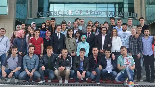 Birey Dershanesinden Ankara gezisi