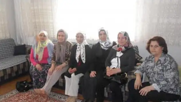 MHP Kadın Kollarından 'ANNELER GÜNÜ' nü Ziyaretleri