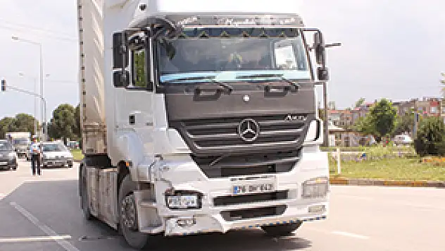 Çaşramba'da kaza 2 yaralı