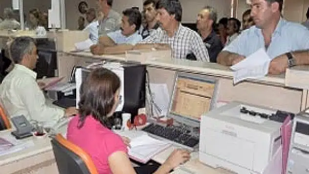 Sözleşmeliler ilave ücret alabilecek