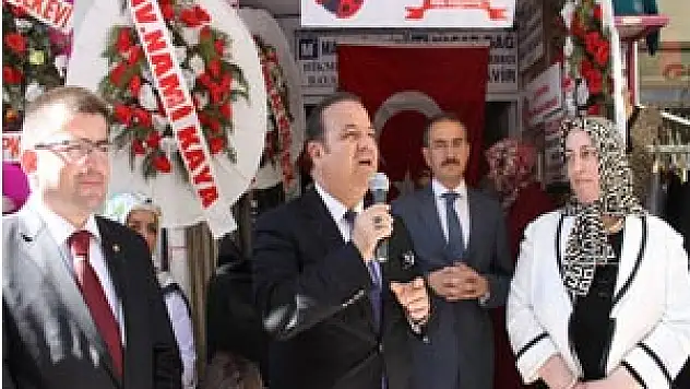 ÇARŞAMBA EV HANIMLARI DERNEĞİ AÇILDI