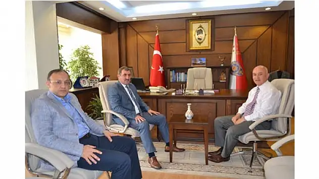 MİTİNG ÖNCESİ ZİYARET 