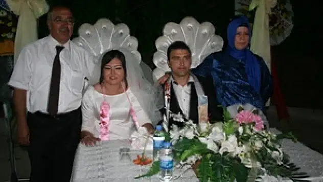 Fulden & Muammer Çiftinin Mutlu Günü 