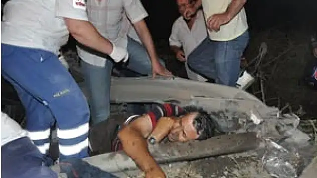  BARİYERLER SÜRÜCÜNÜN İKİ AYAĞINI KESTİ