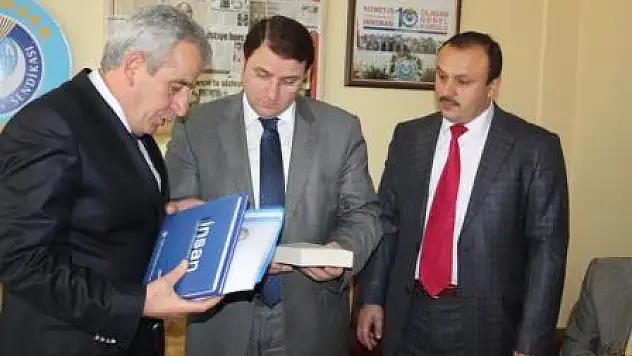 Boş vaadler ile değil hizmet ile oy isteyeceğiz