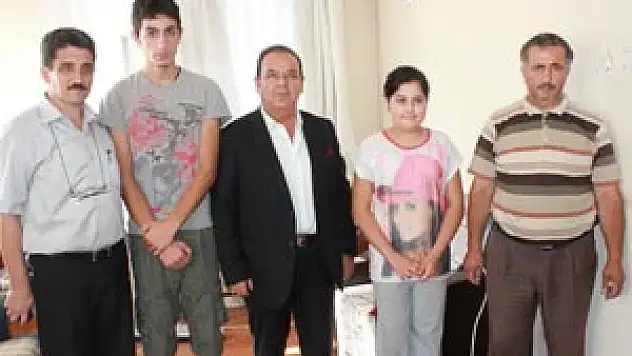 YARDIMA MUHTAÇ AİLEYE YILDIZ'DAN YARDIM ELİ