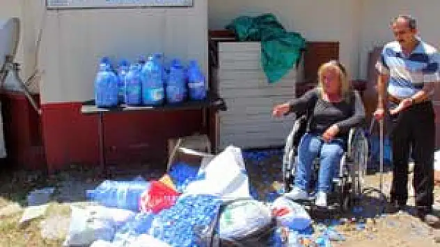 HAKYEMEZOĞLU : '150 KİLO MAVİ KAPAK ÇALINDI'