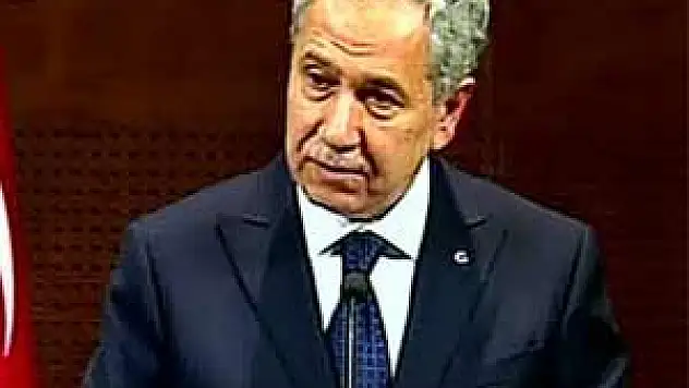 Bülent Arınç'ın şaşıp kaldığı o an!