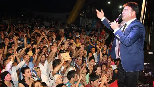 'Crazy Park' konserle hizmete açıldı