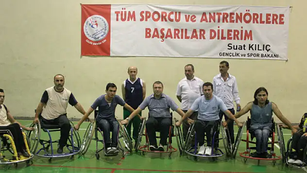Köse'den ÇA-BES Sporcularına Destek