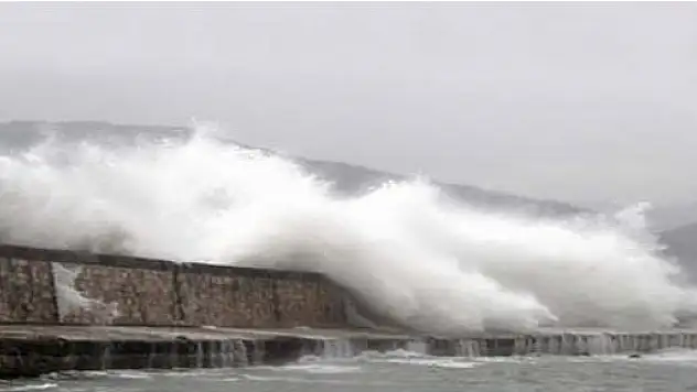 Karadeniz'e Fırtına Uyarısı !